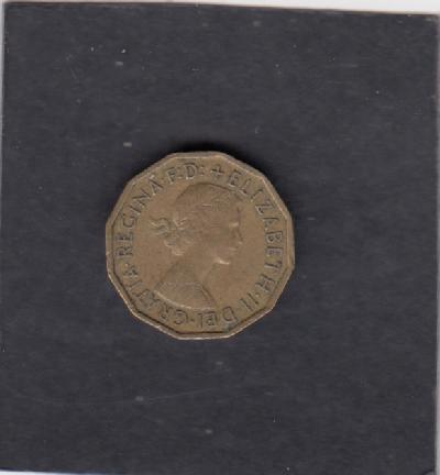 Beschrijving: 3 Pence ELIZABETH II